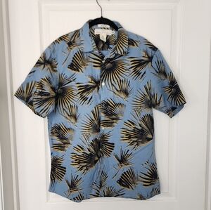 H&M Vacation Vibes Light Blue Short Sleeve Palm-Print Button-Down Shirt